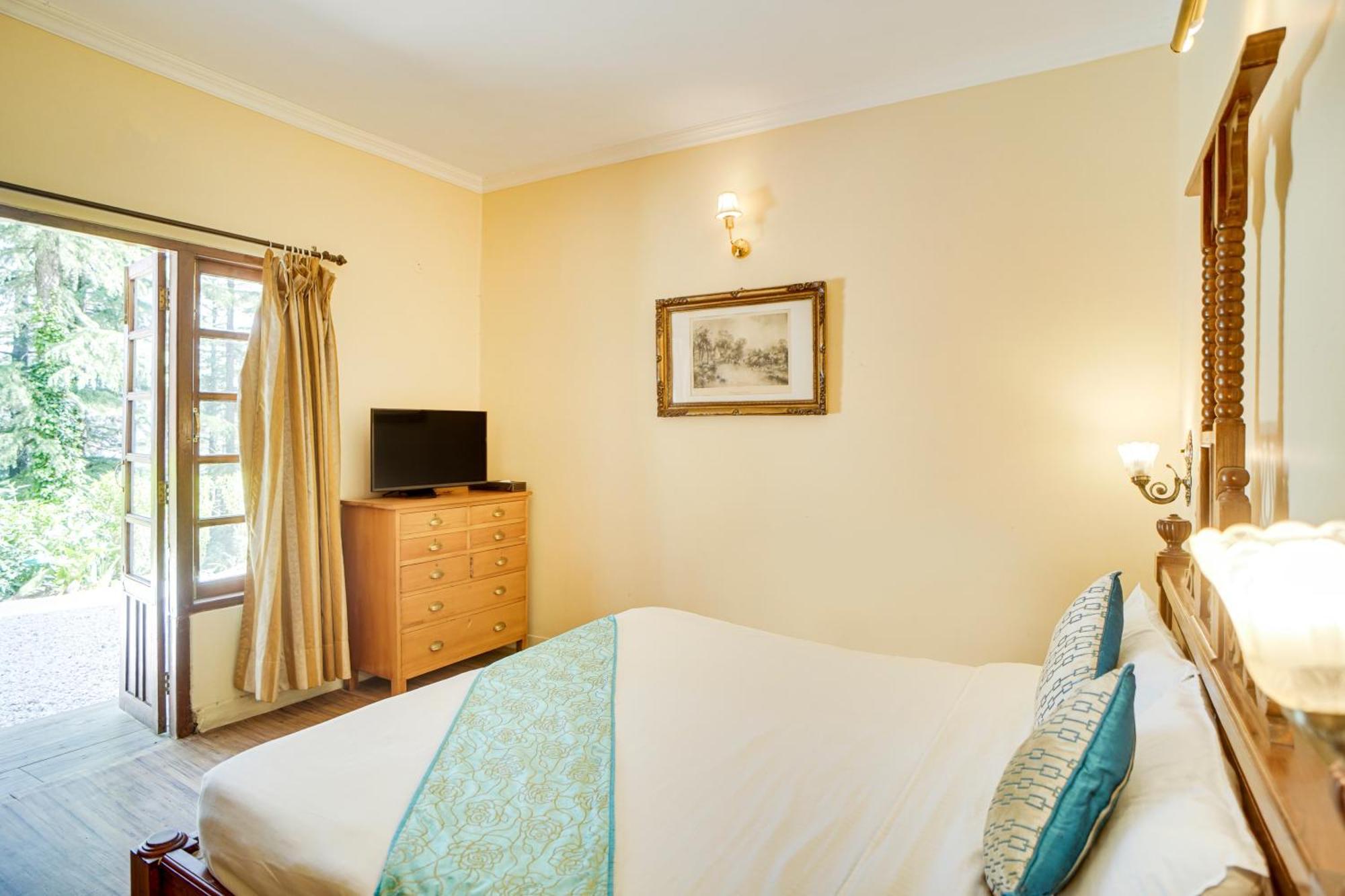 Shimla British Resort Экстерьер фото