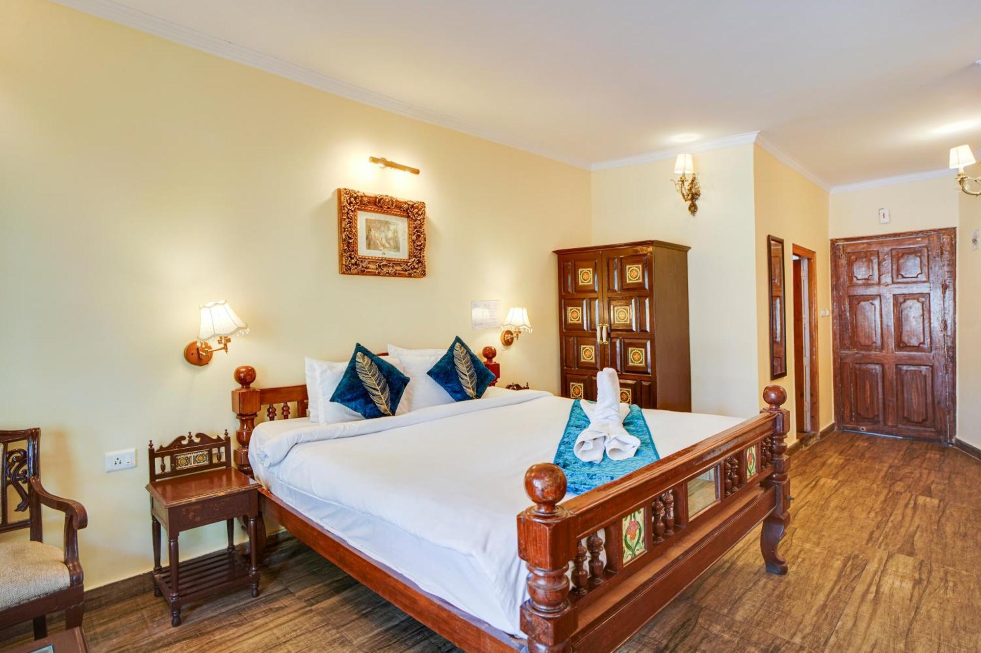 Shimla British Resort Экстерьер фото